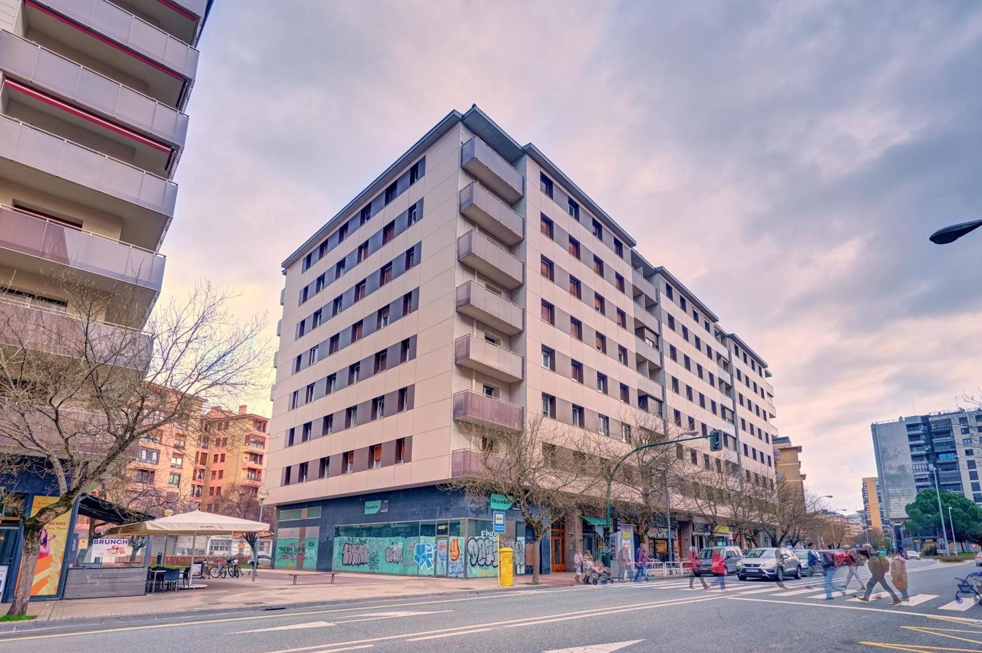 Apartament Monasterio By Clabao Pampeluna Zewnętrze zdjęcie