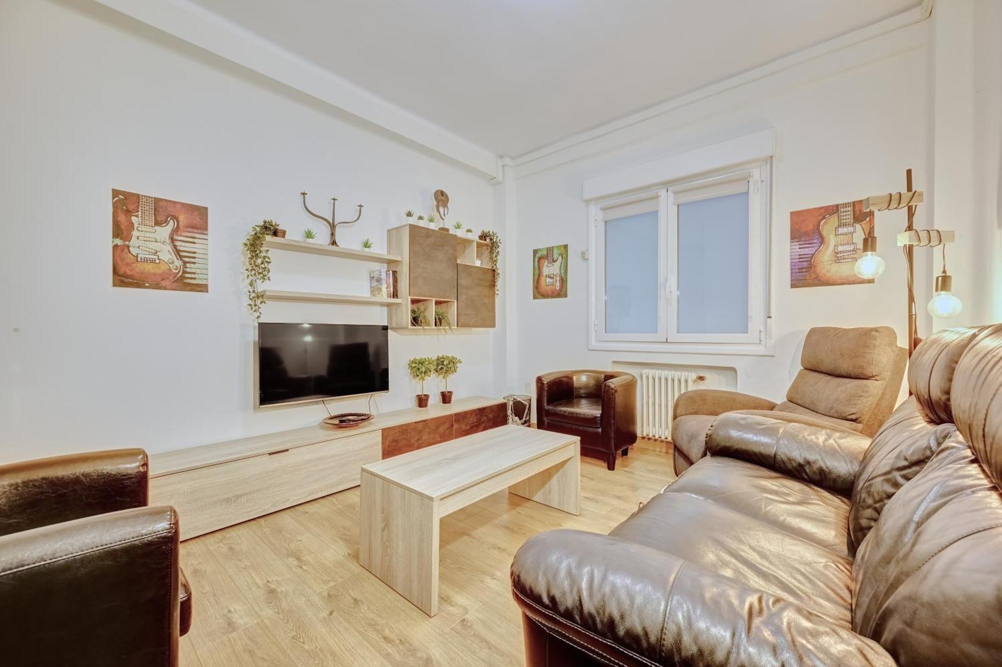 Apartament Monasterio By Clabao Pampeluna Zewnętrze zdjęcie