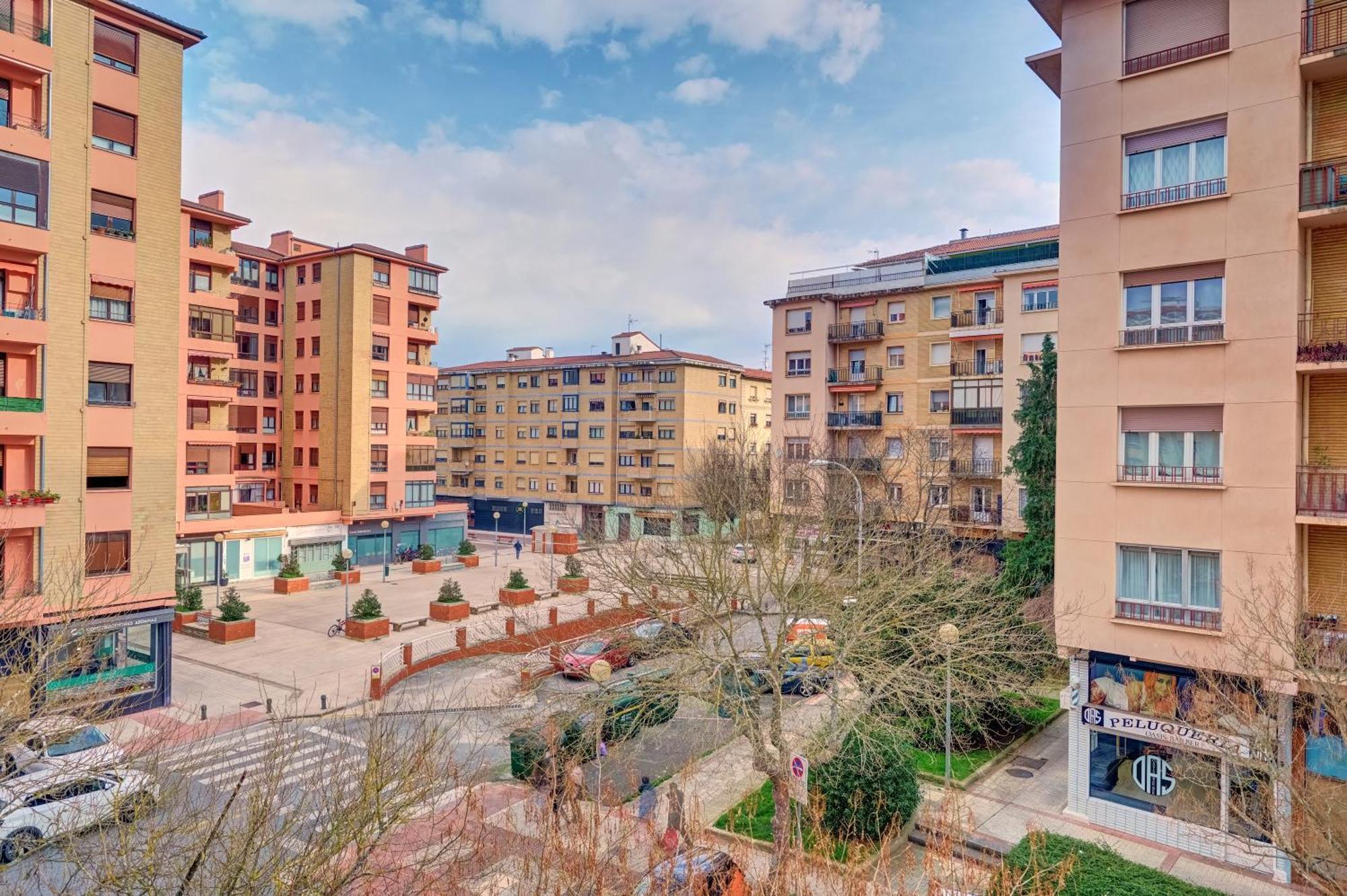 Apartament Monasterio By Clabao Pampeluna Zewnętrze zdjęcie