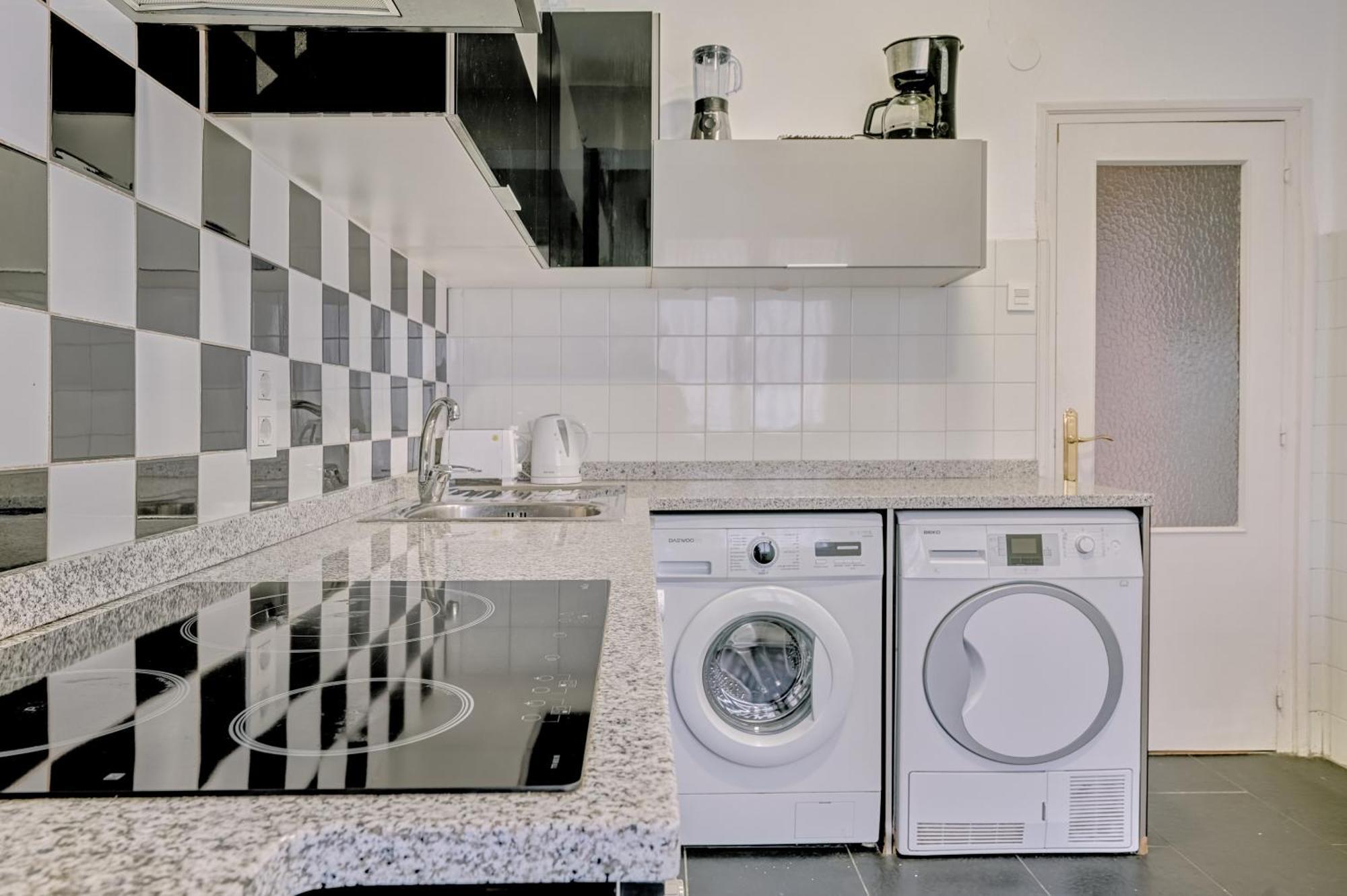Apartament Monasterio By Clabao Pampeluna Zewnętrze zdjęcie